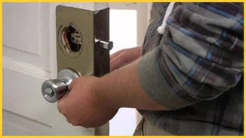Exclusive Locksmith Service Chicopee, MA 413-247-4692 - 13-lock-replace
